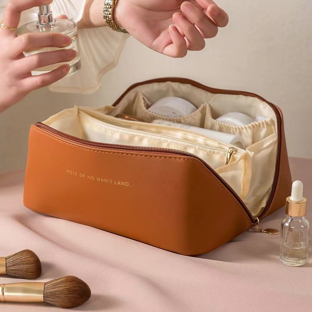Pillow PU Cosmetic Bag Luxury  - đánh giá và giá Luxury Skincare Daily